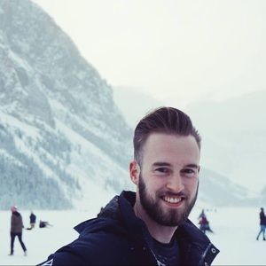 Meet your Posher, Adam